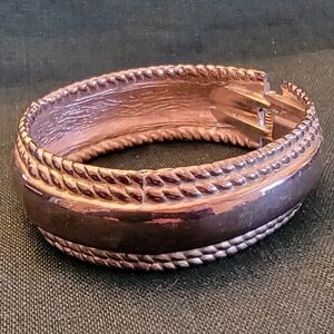VGUC Hinged Silver Bangle Small